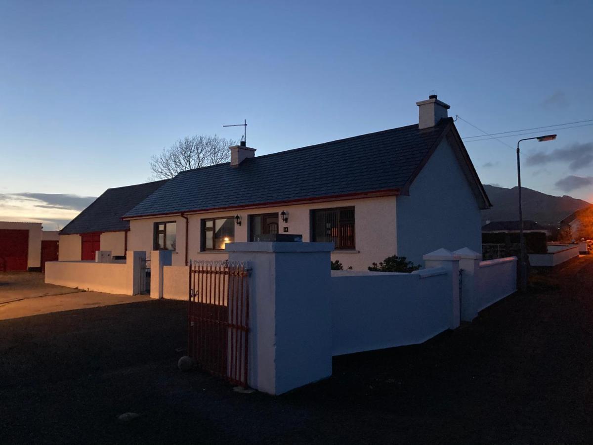 Littles Cottage, Heart Of The Mournes Annalong Exterior photo